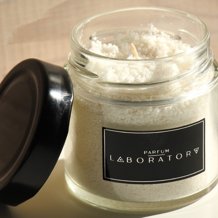 LAB Parfum Свеча белая "Кокосовая эйфория"